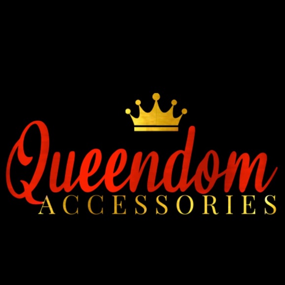 Meet your Posher, Jessica - Picture 1 of 2